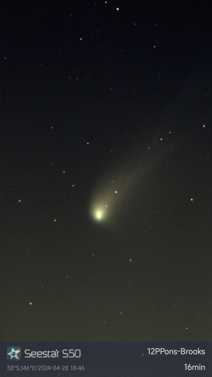 RedShane1's tweet image. The #DevilsComet shot in regional #Victoria tonight by a mate of mine.