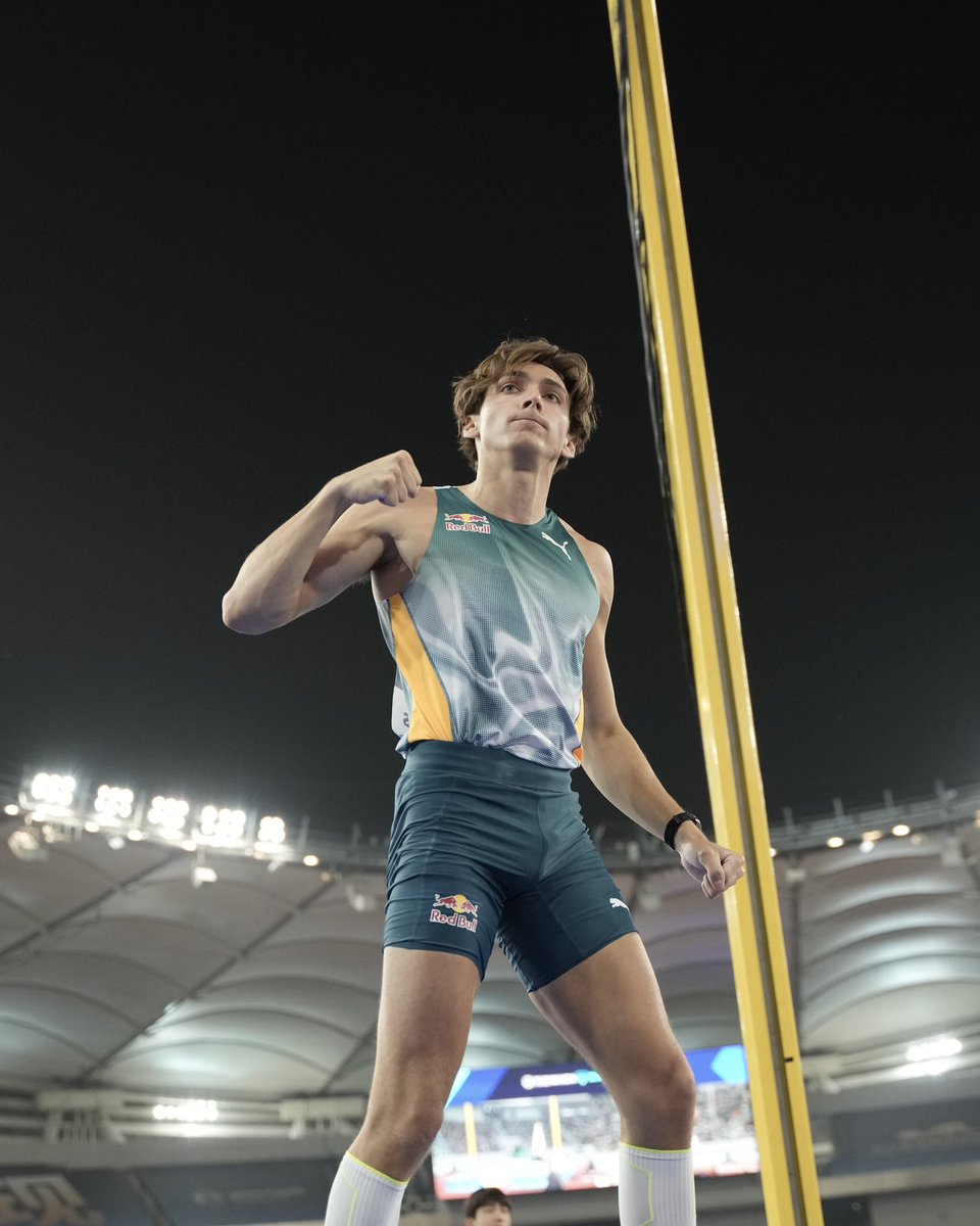 Suzhou you were an absolute pleasure 😊 See you next year ✌️ 📸 Matthew Quine / Luke Howard #SuzhouDL 🇨🇳 #DiamondLeague 💎