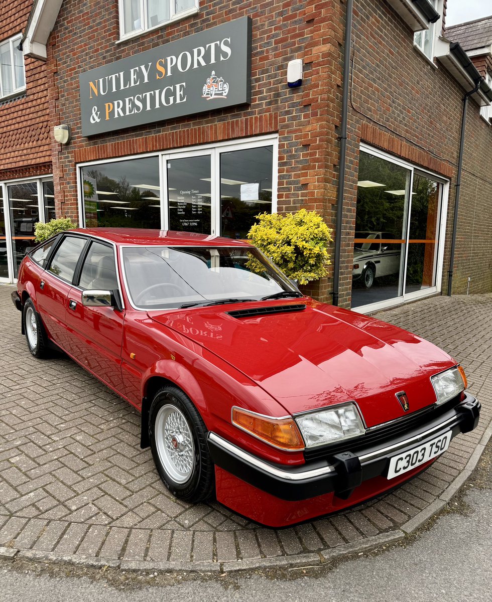 The near mythical 'Twin-Plenum' Vitesse...The final development of the production SD1 Vitesse with just 500 examples built for homologation requirements ❤️ #rover #roversd1 #sd1 #vitesse #twinplenum #homologation #v8power #britishclassics #retrocars #nutleysportsprestige