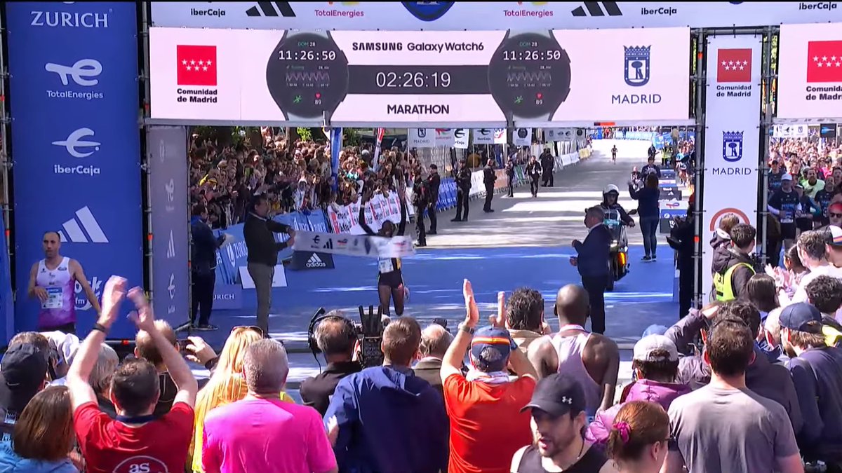Podio categoría femenina ♀️ <a href="/RNRmadmaraton/">Zurich RNR Running Series Madrid</a> 

🥇 Naom Jebet 🇰🇪 – 2:26:20
🥈 Bontu Bekele 🇪🇹 –  2:27:04
🥉 Kebene Chala 🇪🇹 –  2:27:30