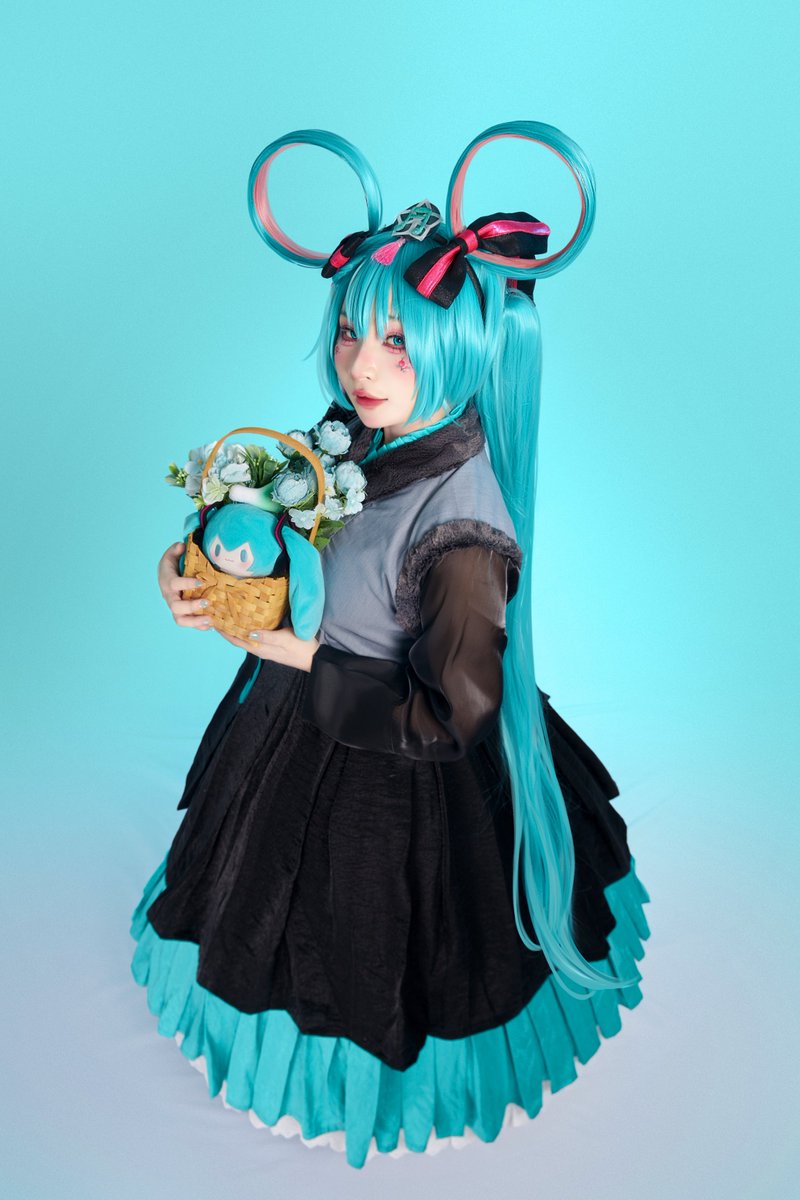 158Hally's tweet photo. It's more pictures for your Miku-chan @aram__aram 
#HatsuneMiku 
#cosplay https://t.co/NSyCiVnBjb