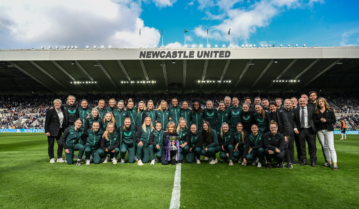 NUFCWomen's tweet photo. Making more memories at SJP 🤩🏟

We took to the pitch during #NEWSHU yesterday, with our @FAWNL Northern Premier trophy! 🏆

#NUFCWomen https://t.co/lVjGqHFrXi