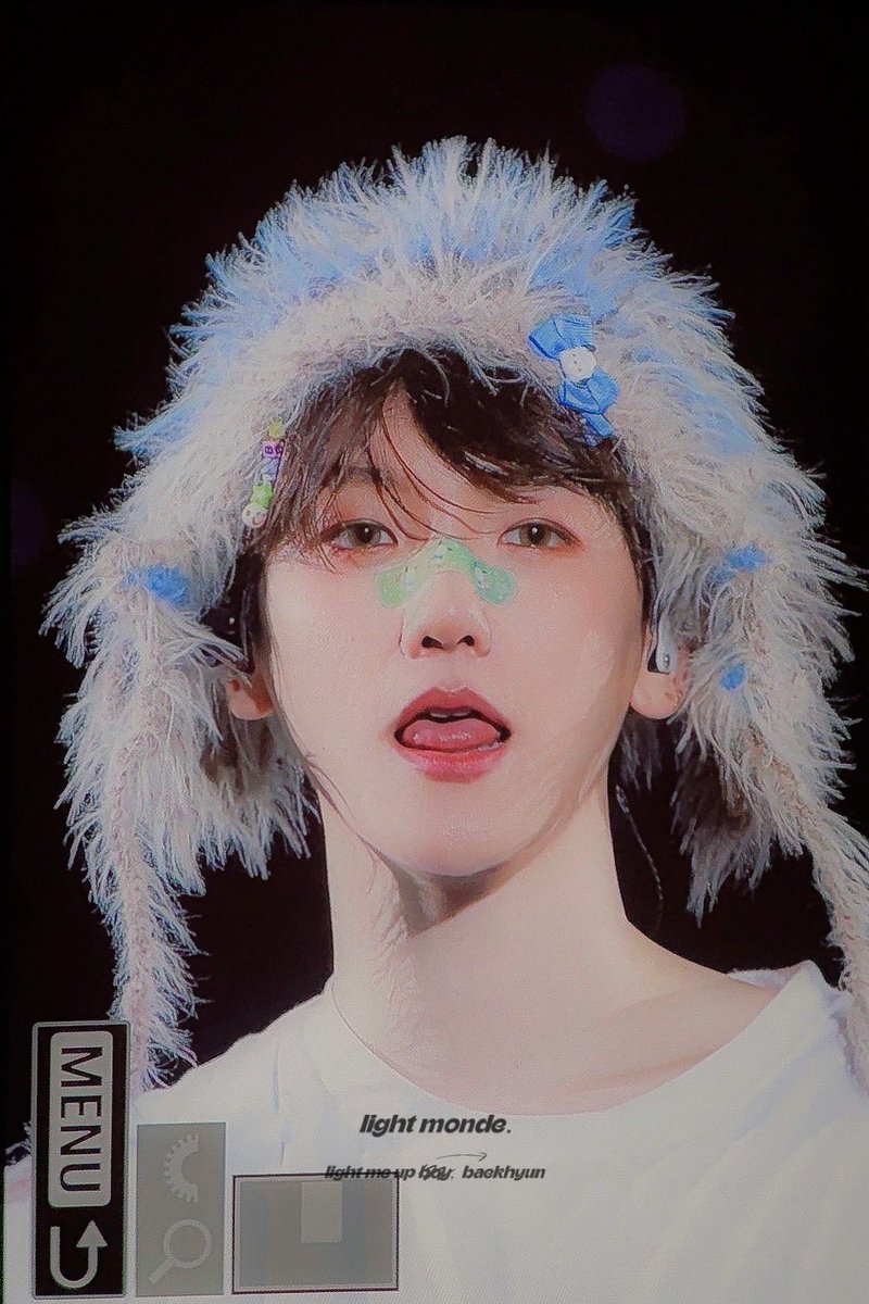 lightmonde56's tweet photo. 240428 Lonsdaleite in Fukuoka

미쳤는데예....

#백현 #BAEKHYUN #ベッキョン 
@B_hundred_Hyun @BAEKHYUN_INB100 https://t.co/Q7BjyilyvG