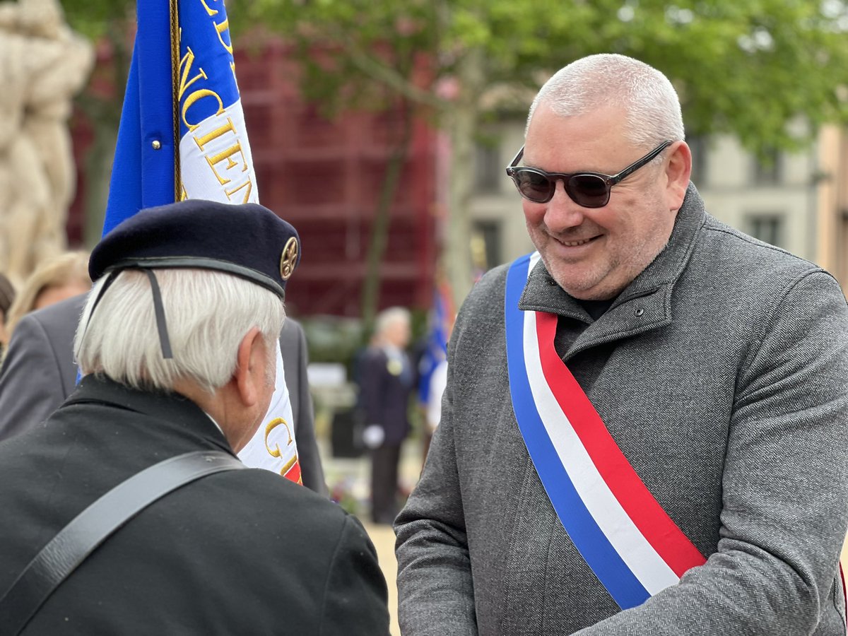 En cette journée nationale d’hommage aux victimes et héros de la Déportation, j’étais présent ce matin à Carcassonne pour honorer la mémoire de ces femmes et de ces hommes qui ont fait face à la barbarie nazie. Ne les oublions pas 🙏🏻