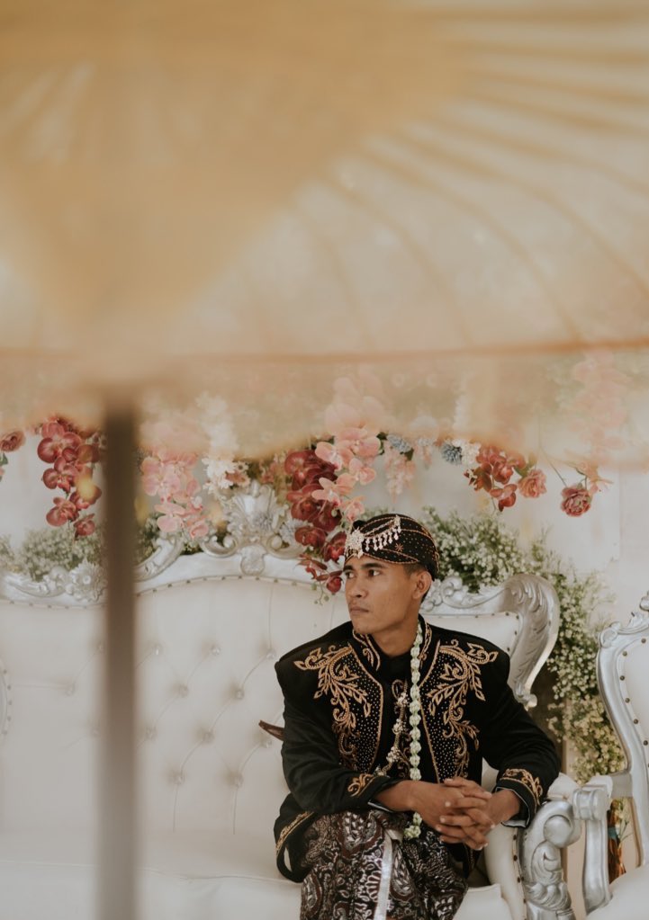 siamaang's tweet photo. Cowok susah pose, emang iyaa. Buat aja mereka Candid atau gaya nyleneh 🔥 https://t.co/vjaEfYqHVP