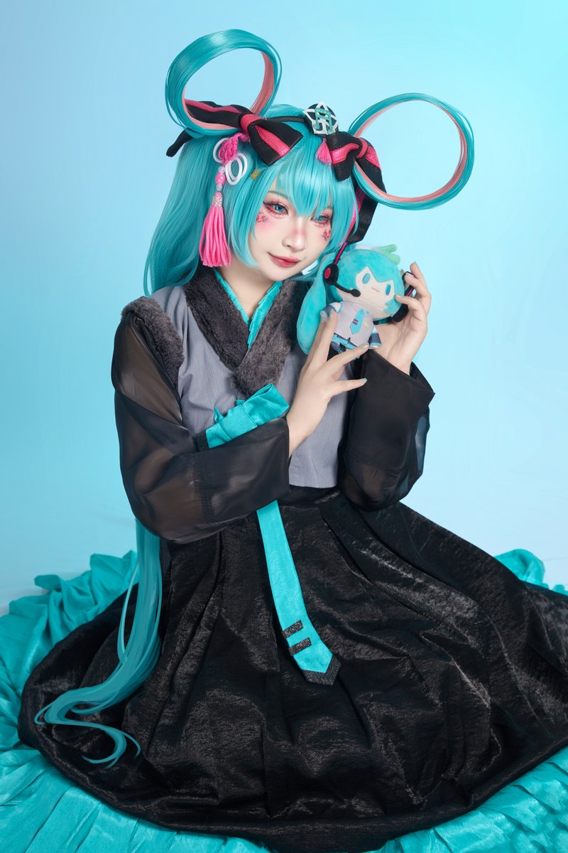 158Hally's tweet photo. It's more pictures for your Miku-chan @aram__aram 
#HatsuneMiku 
#cosplay https://t.co/NSyCiVnBjb