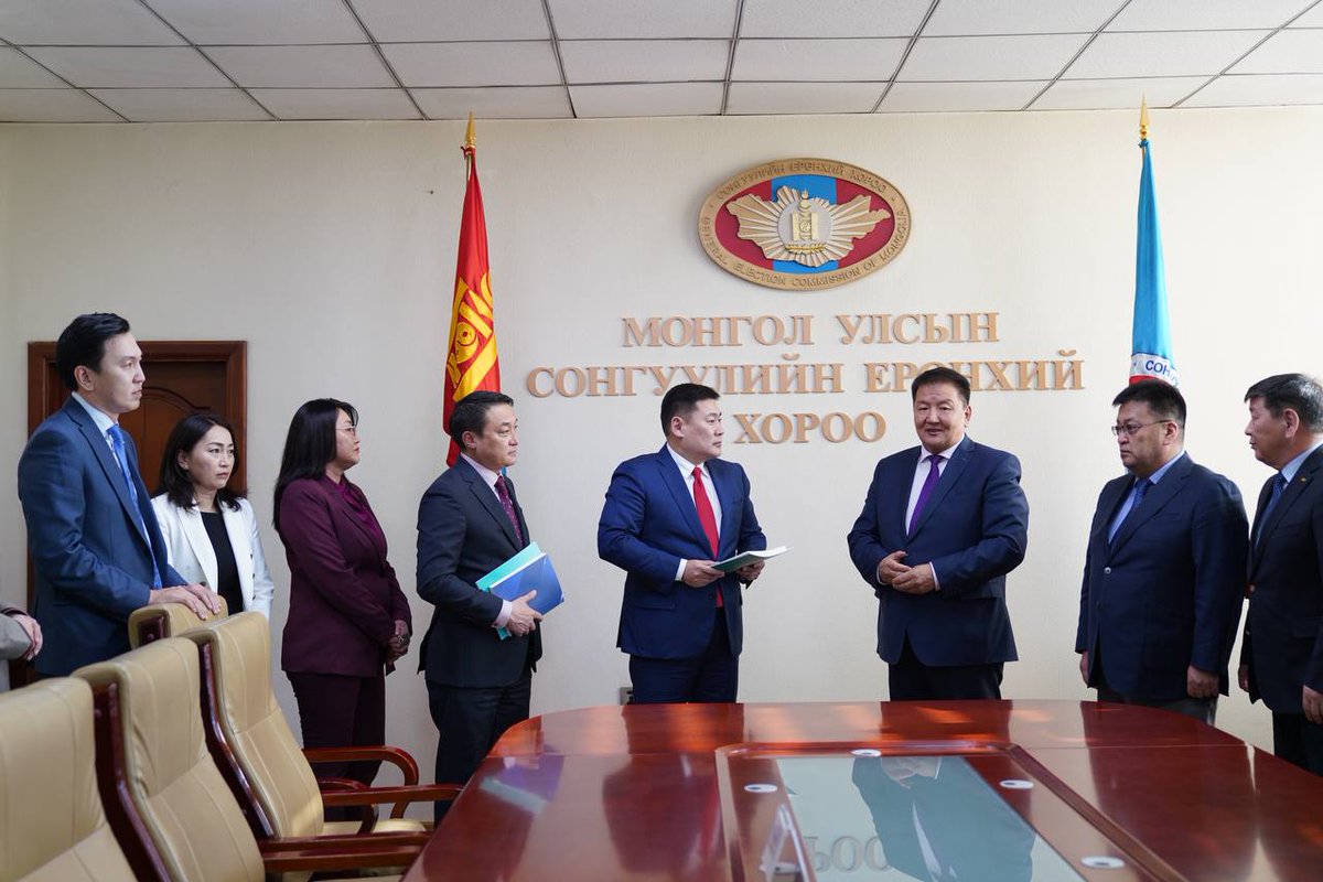 📌Монгол Ардын нам 2024 оны Улсын Их Хурлын ээлжит сонгуульд оролцох хүсэлтээ Сонгуулийн Ерөнхий хороонд хүлээлгэн өглөө #МонголАрдынНам
