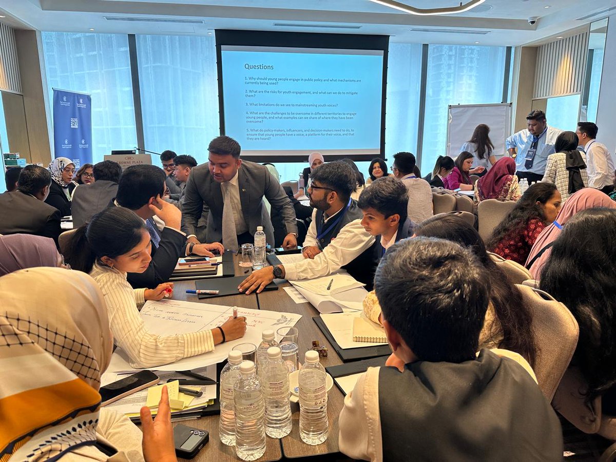 As a member of @commonwealthsec int' task force for CYF, recently I had the pleasure of facilitating  1st ever Asia Regional Youth Leadership summit in Malaysia.  Recommendations gathered from youth and senior officials would now be presented at CYF & CHOGM later this year.