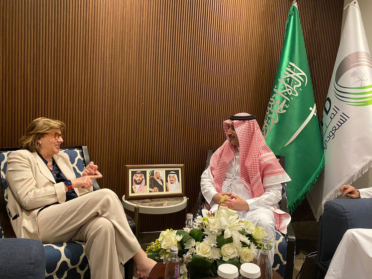 Another successful meeting in Riyadh with @SaudiFund_CEO to discuss critical investments in education. Thank you to @SaudiFund_Dev for being a co-host of the #SmartEd event at #IsDBAM2024 and for elevating education and innovative finance as priority areas.