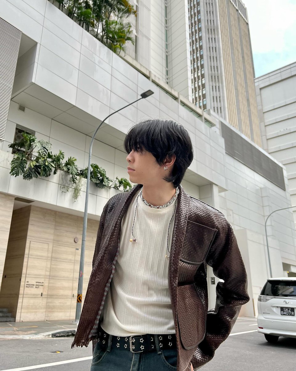 starfess's tweet photo. star bang sendyyyy kena angin Singapura damagenyaaaaa duar duar😭😭😭
https://t.co/kRHoWEAztV