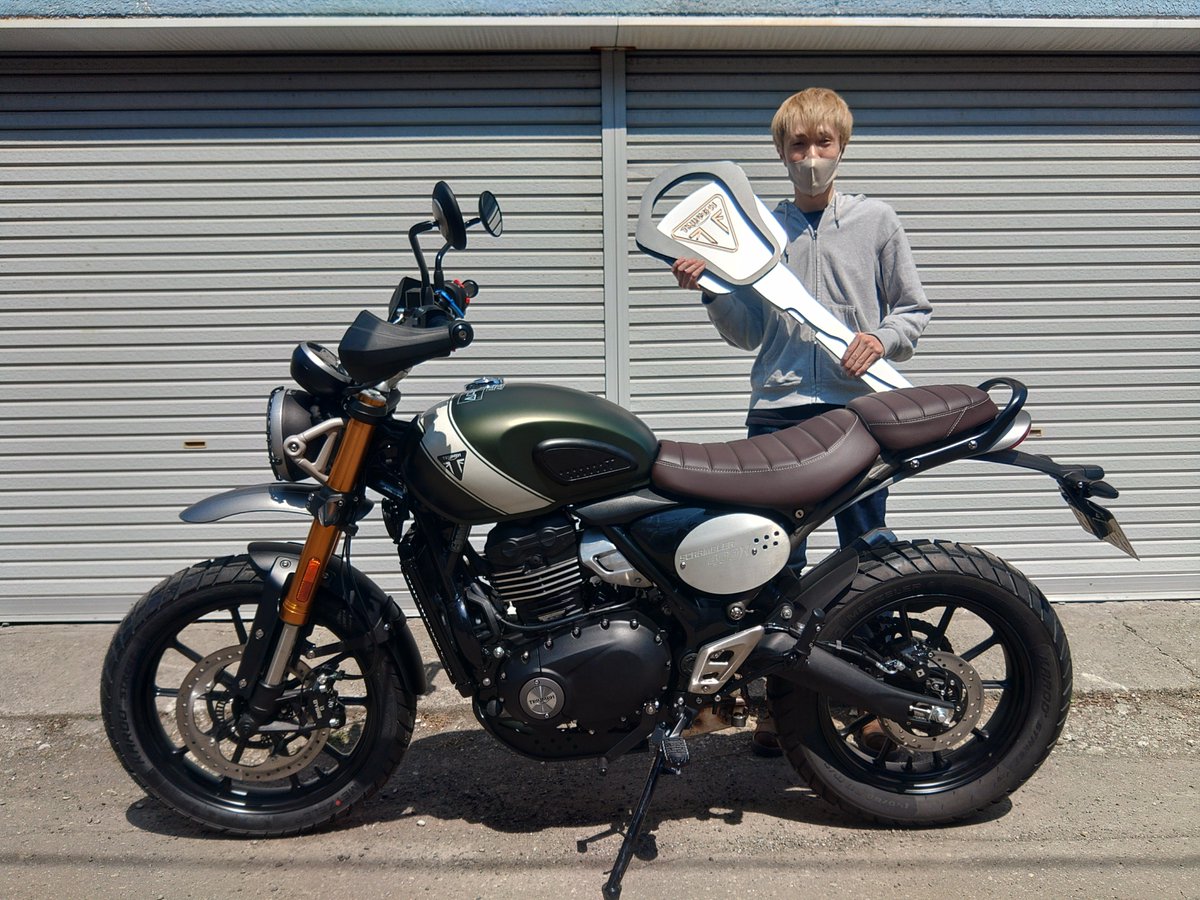 祝！納車　SCRAMBLER 400 X
400㏄シリーズで、この存在感
#ｽｸﾗﾝﾌﾞﾗｰ400 #ﾄﾗｲｱﾝﾌ札幌 #triumph #バイク乗りと繋がりたい #バイク好きな人と繋がりたい #バイクブログ