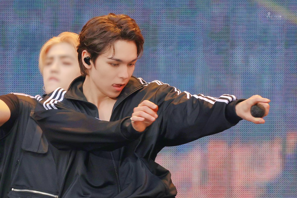 240428 FOLLOW AGAIN TO SEOUL D2

👅 HD

 #버논 #최한솔 #VERNON #seventeen #세븐틴 #バーノン <a href="/pledis_17/">세븐틴(SEVENTEEN)</a>