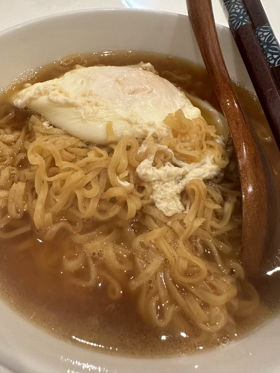 早速いただきます！！ チキンラーメン！！