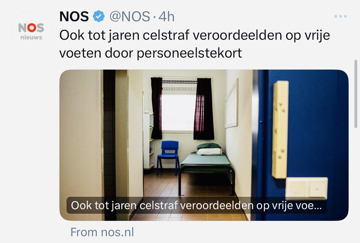 Och ja, er zit hier in Nederland tegenwoordig toch steeds minder verschil tussen wat er in de bak zit en wat er wel gewoon vrij rond loopt, dus wat maakt het ook uit. 😂🤡