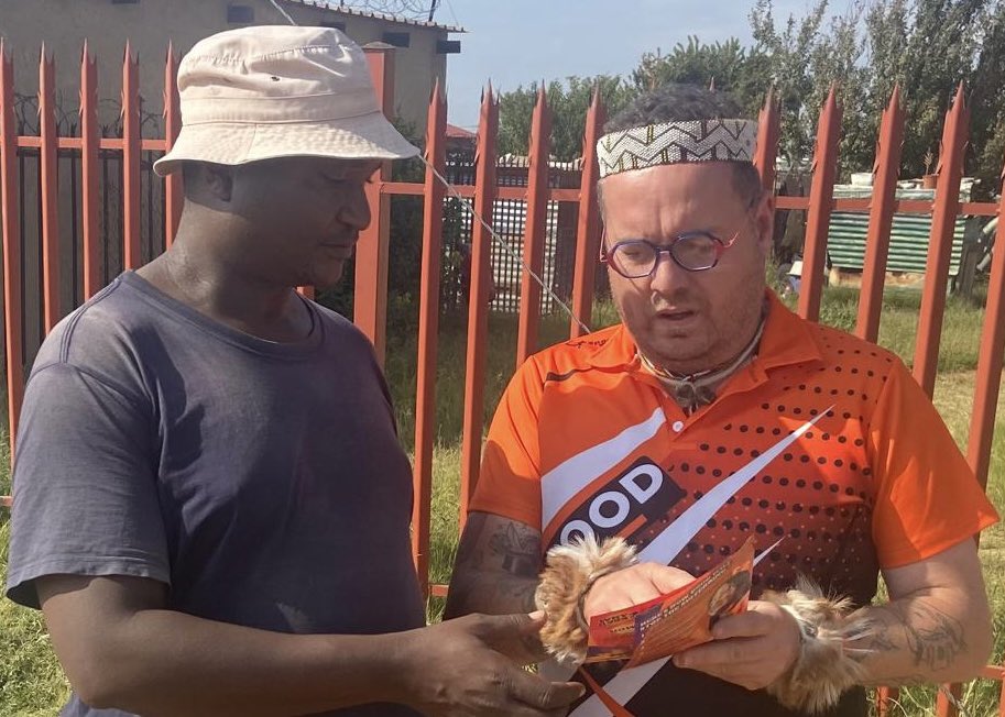 🗳️ National Chairperson, @MattCook4GOOD, leading a door to door campaign in Riebeekstad in the Free State. Residents are tired of the same old empty promises from old parties, and are uniting behind GOOD. Vote GOOD on 29 May to #StopTheSuffering