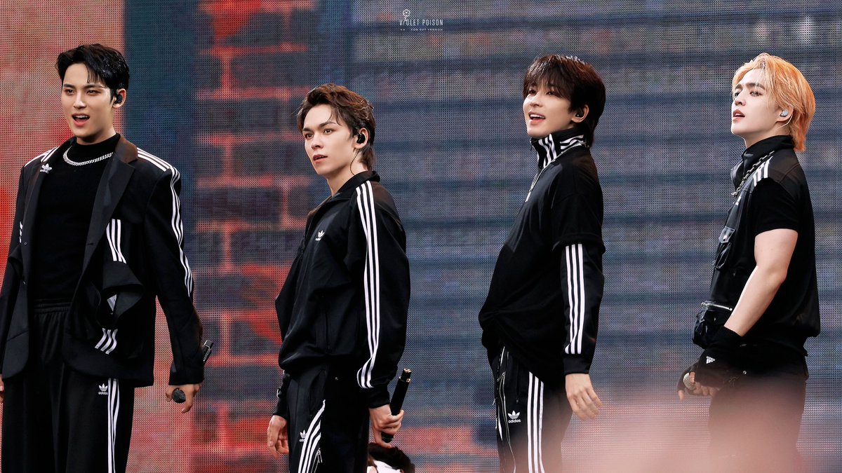 240428 FOLLOW AGAIN TO SEOUL D2

Hip-Hop Team🔥🔥🔥🔥

#에스쿱스 #SCOUPS #최승철 #WONWOO #원우 #민규 #MINGYU #버논 #VERNON #최한솔 #バーノン　
#SEVENTEEN #세븐틴