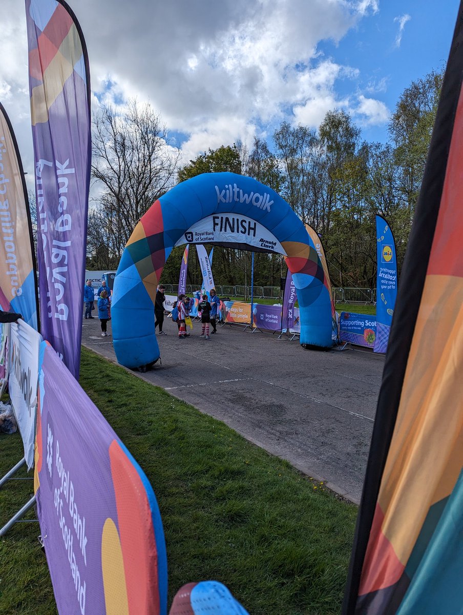 I'm in Balloch at the finish line of the Glasgow @thekiltwalk ready to welcome our incredible @Enable_Tweets walkers.