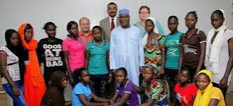H.E @atiku is a good and perfect description of a gentleman. No doubt people try to paint him bad but his philanthropic gesture of sponsoring so many rescued chibok girls in the University he founded really endeared me to him. Aside politics, H.E is a good and perfect gentleman.