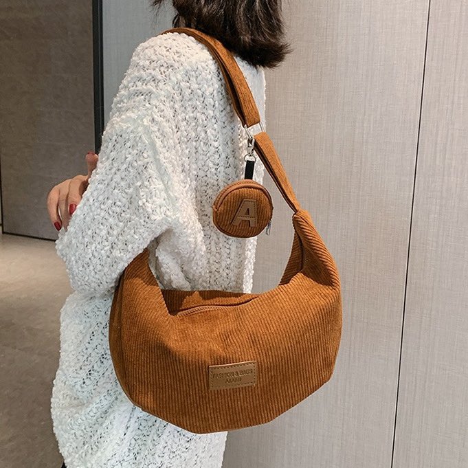 racunchells's tweet photo. 🤩 Tas selempang under 50k 🤭‼️
#racunshopee #tasmurah #shopee #tascakep 
🔗 https://t.co/Eph97aSHRS https://t.co/zDvkIPCHvZ