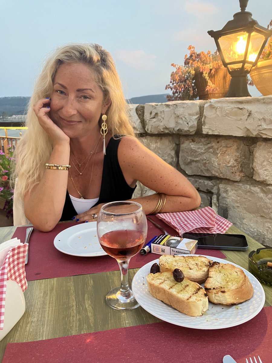 Tony Cowell tweet media