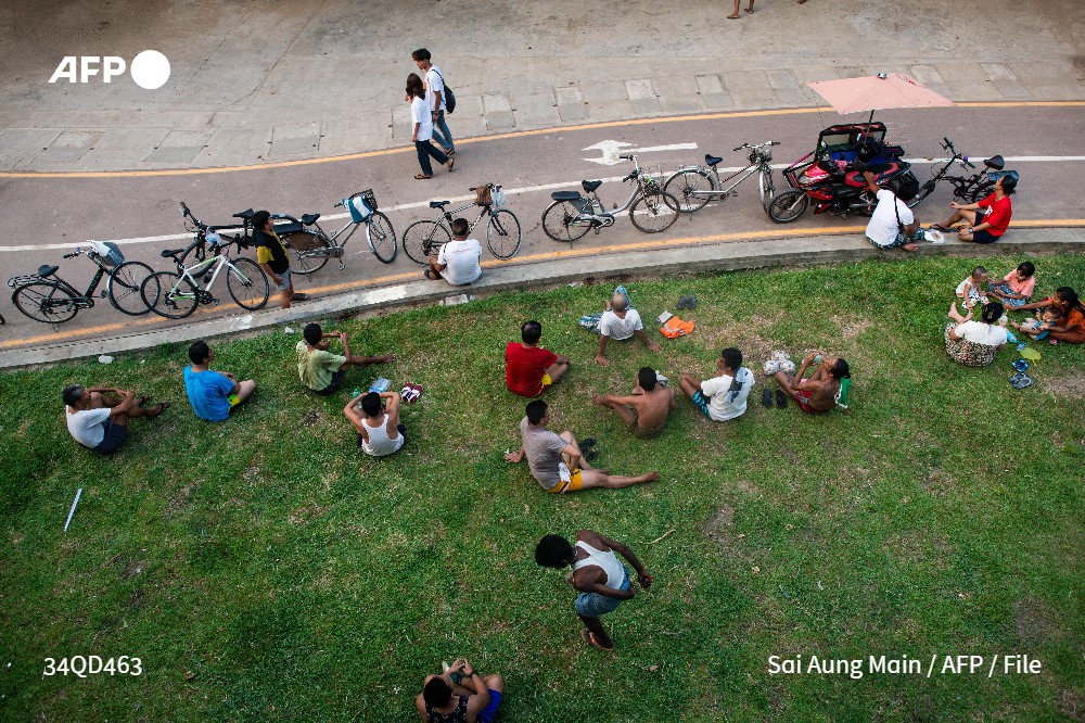 AFP's tweet photo. 'Everyone sits out': Yangon parks offer heatwave relief

As the sun sets on another scorching day, the hot and bothered descend on the Myanmar city's parks, the coolest place to spend an evening during yet another power blackout ➡️ https://t.co/107VERI0iP https://t.co/cEDvRJyBBM