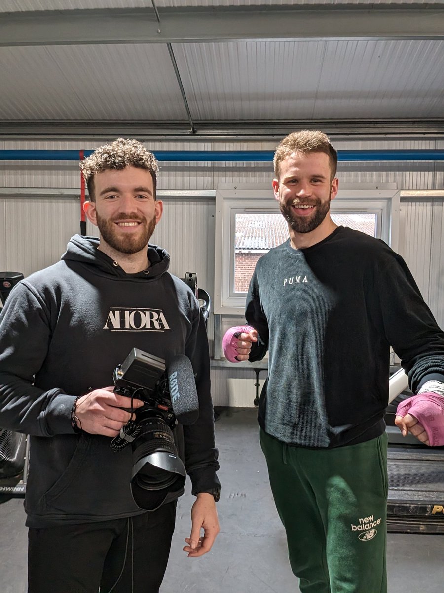 So great to be expanding our team and have @createdbyleandro join with his creative expertise and great camera work. 

I look forward to logging more about my story and journey alongside him and sharing what we have been working on with you all 🙏❤️🥊

#boxing #photography