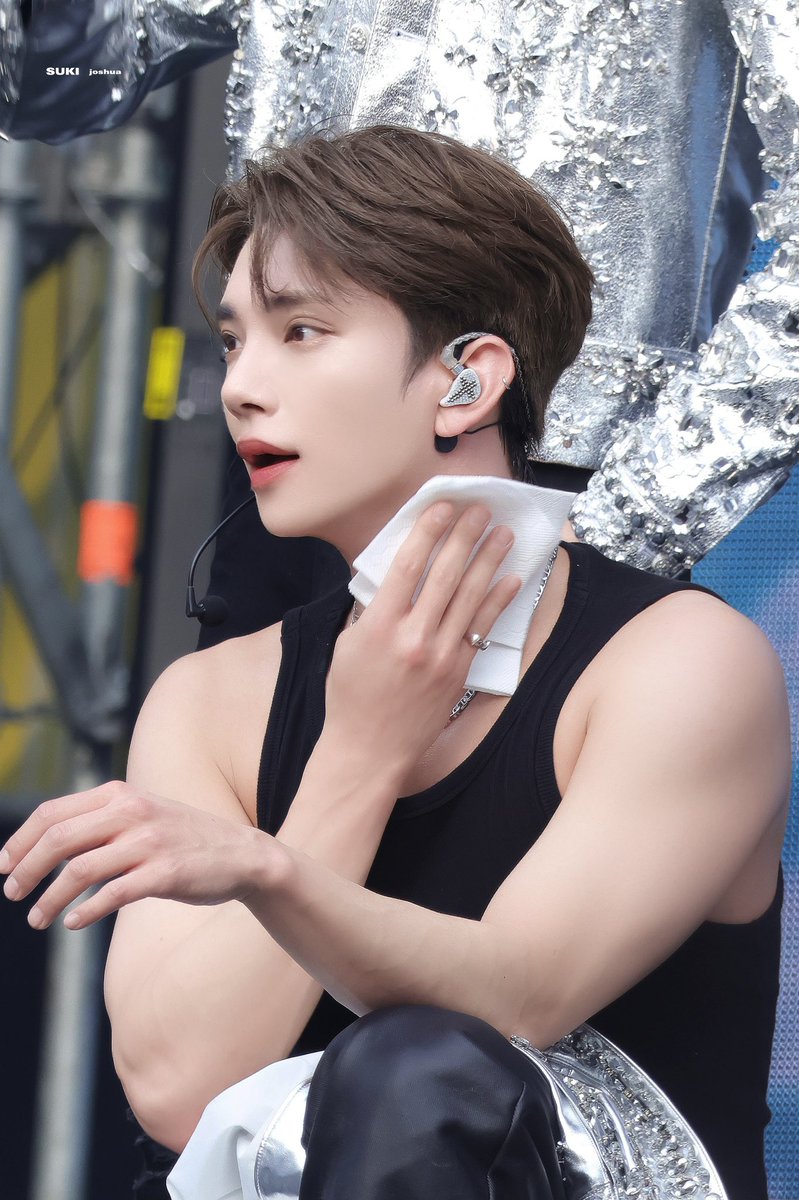 josukiii_1230's tweet photo. 240428

#JOSHUA #조슈아 #ジョシュア
#SEVENTEEN #세븐틴 https://t.co/BrGqdCrm4Q
