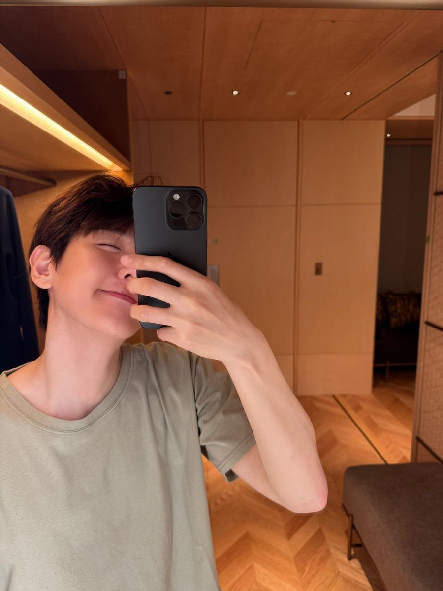rdlmaexo's tweet photo. Baekhyun Update Bubble

" Aku kesini (bubble) abis beres mandi >< 😍 "

" Makasih banyak buat 2 hari terakhir ini yah !! ❤ " https://t.co/RGCqWuE0rE