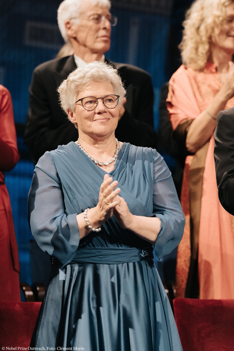 NobelPrize's tweet image. “It is always better if you have a diverse group with people coming from different countries and different genders. This really helps to have a more dynamic group,” says physics laureate Anne L’Huillier.

Hear more from her #NobelPrize lecture: nobelprize.org/prizes/physics…