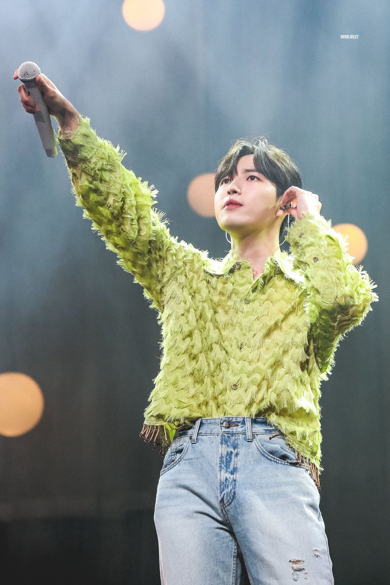 _1996_0527_'s tweet photo. 240427 🍃
#김재환 #KIMJAEHWAN https://t.co/2JhH1qlEKn