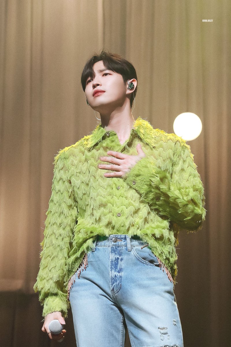 _1996_0527_'s tweet photo. 240427 🍃
#김재환 #KIMJAEHWAN https://t.co/2JhH1qlEKn