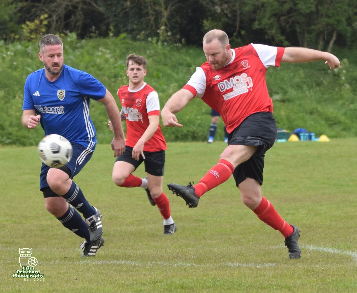 photos from this weekend match
@WrockWoodFC vs @LudlowFC 
@SalopLeisure @ShropshireStar @ShropshireFA 

More photos can be found on the link below
flickr.com/photos/liam-p-…

please credit Liam pritchard is any are published.