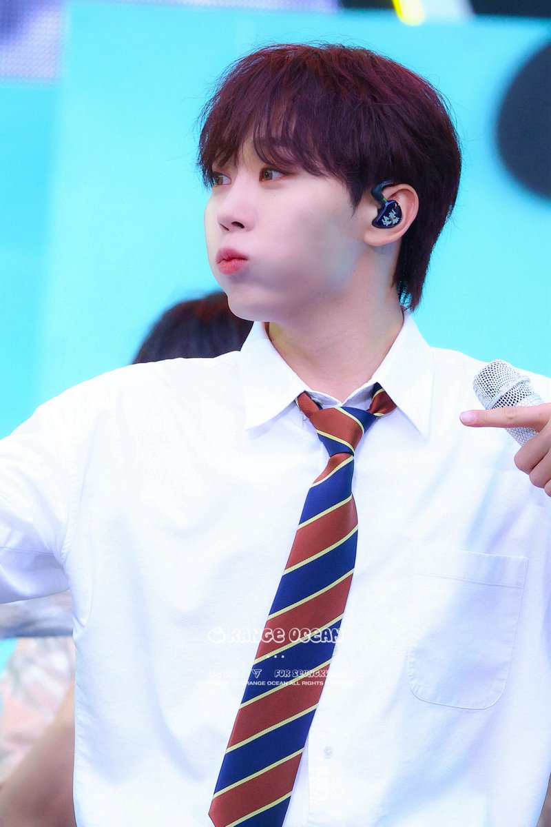 orangeocean116's tweet photo. 240428 FOLLOW AGAIN IN SEOUL DAY2

#승관 #SEUNGKWAN #スングァン #세븐틴 #SEVENTEEN #夫胜宽 https://t.co/vZe1QoYOXh