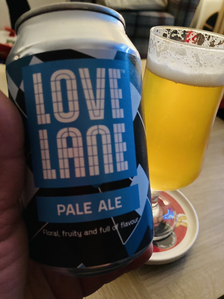 Enjoyed a few @lovelanebrewing Pale Ales last night. 4.3% citrus, tropical fruit. Very refreshing. @ManvsAle @RealBMaxwell @beerhunter74 @Polish_Beer @Beertography1 @mrhuntoon