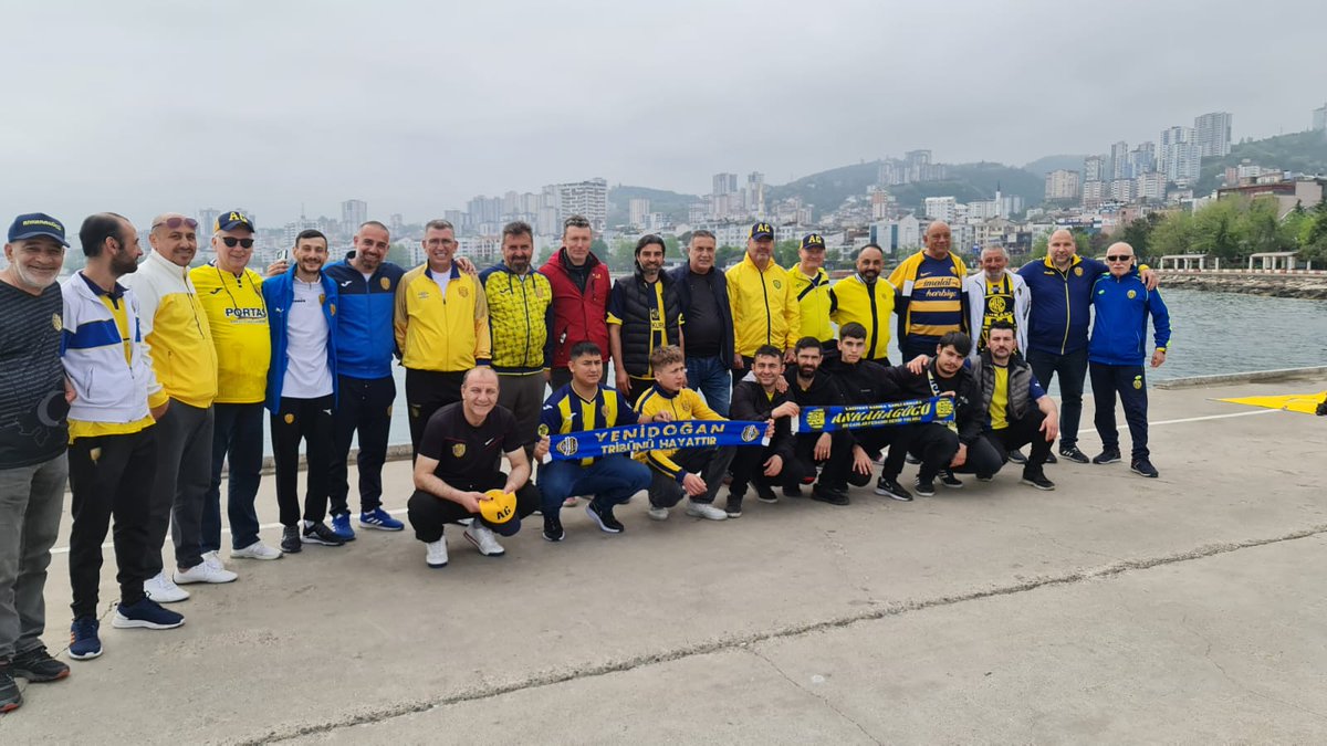 Haluk Döver YENİDOĞAN (@doverhaluk) on Twitter photo Guzel insanlar biriktirdik hayatımızda.
Armanın olduğu heryere uzak yakın demeden peşinden geldik..
<a href="/Ankaragucu/">MKE Ankaragücü</a> Guzel insanlar biriktirdik hayatımızda.
Armanın olduğu heryere uzak yakın demeden peşinden geldik..
<a href="/Ankaragucu/">MKE Ankaragücü</a>