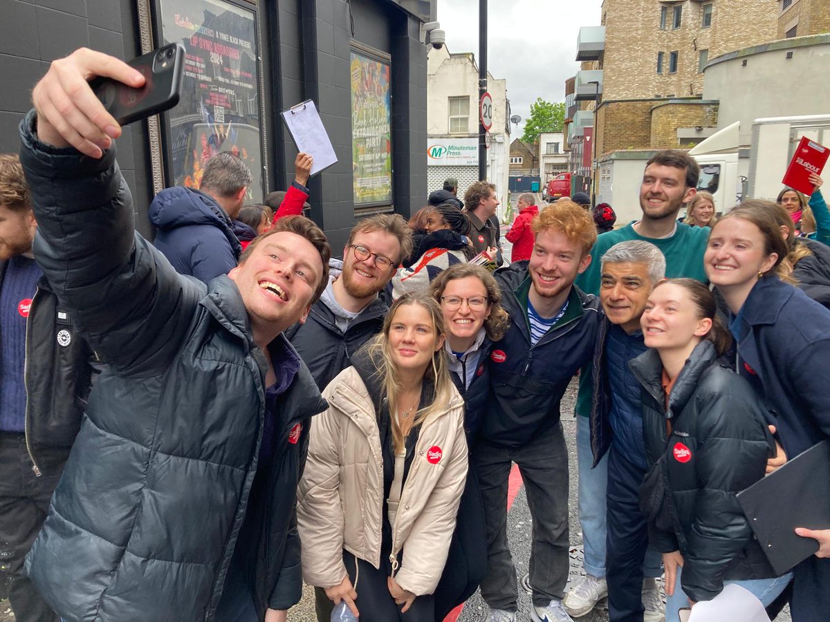 SadiqKhan's tweet photo. Another busy campaign day across our city starts here in Lambeth. 

This Thursday, Londoners have one vote for Mayor in what is a close two-horse race between me &amp; the hard right Tory candidate.

Join us on the #LabourDoorstep today ⬇️ 
https://t.co/U8s1JaskiS https://t.co/cNcmhuDjzE