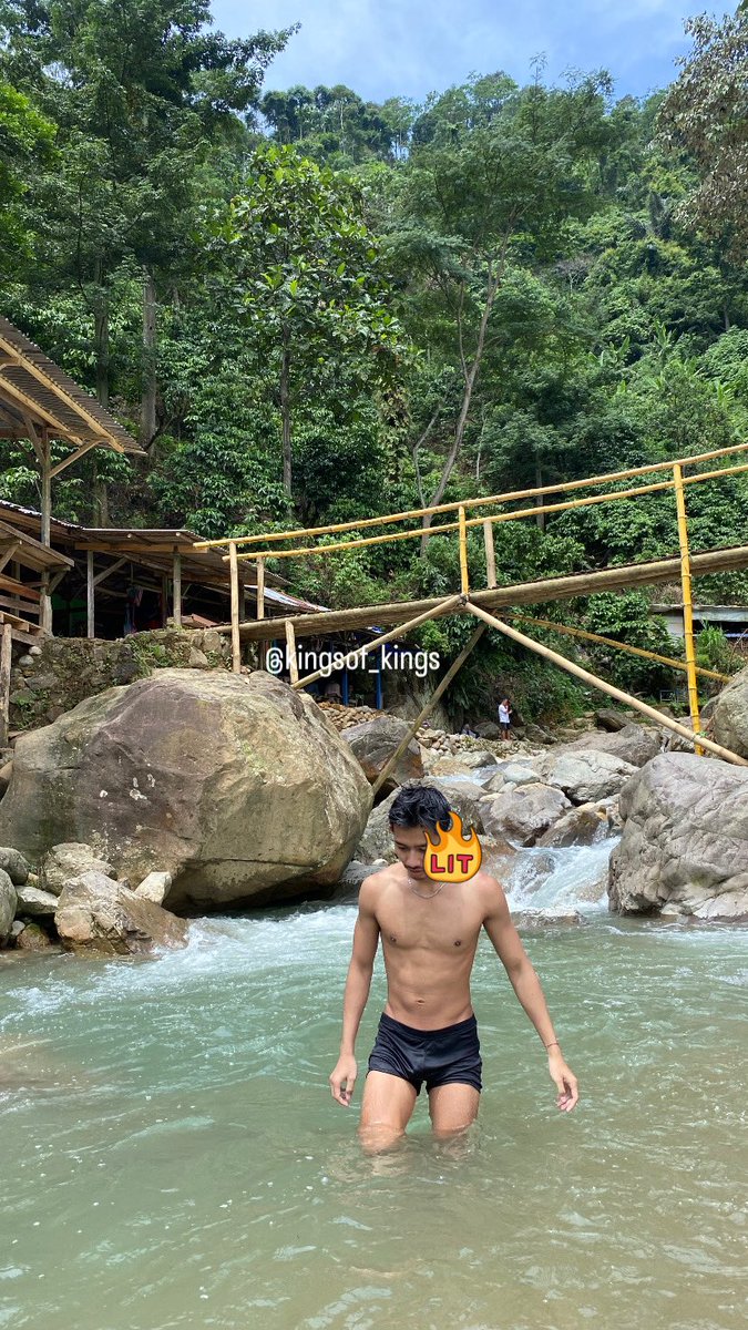 kingsof_kings's tweet photo. Kecapaian juga kesini, kalau di curug udah pasti kayak bocil anteng main air.

📍Curug Leuwi Hejo🌿 https://t.co/4VAN9dIp2B
