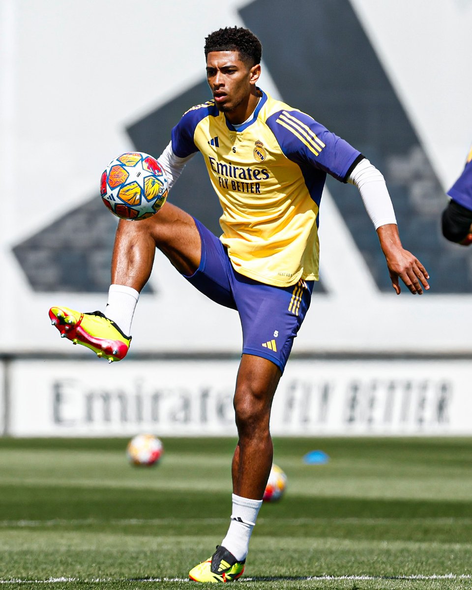 ⚽👀 <a href="/BellinghamJude/">Jude Bellingham</a>
#RMCity