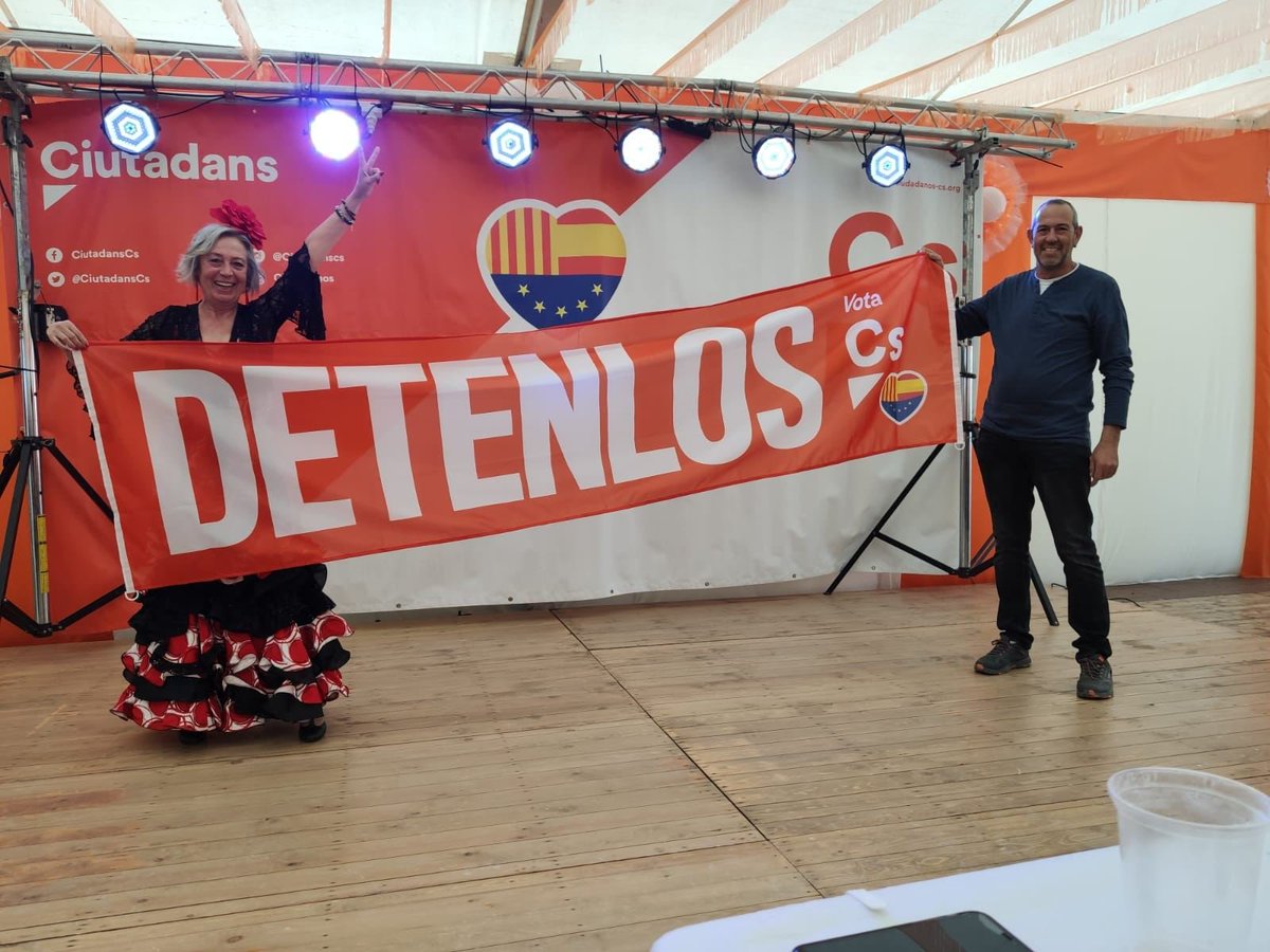 cs_palau's tweet image. Pancarta traída directamente de la caseta de @CiutadansCs en la #FeriadeAbril de #Barcelona que colgará próximamente en #PSiP