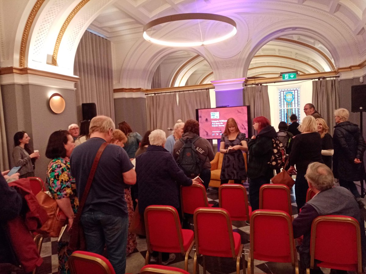 Huge thanks to the staff and organisers of the @BookPaisley Festival for making the Red Runs the Witch's Thread launch such a success yesterday, to @BookNook_Sarah for selling the books, and to all the lovely people who attended and stayed for cake and a chat! @silverthistleps