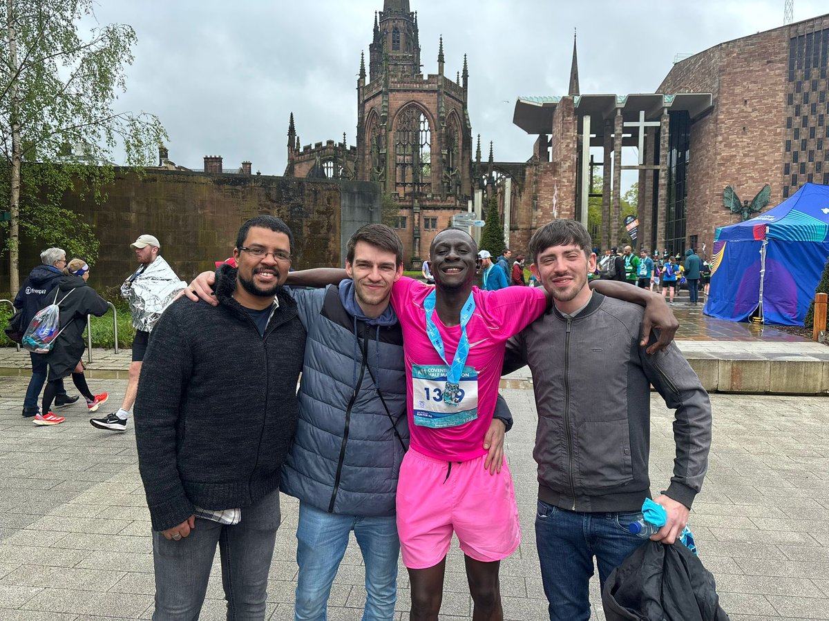 Connorcjw94's tweet photo. He did it first marathon! We’re so proud of you @Smileysworld93 #coventryhalfmarathon https://t.co/L6ogrH3793
