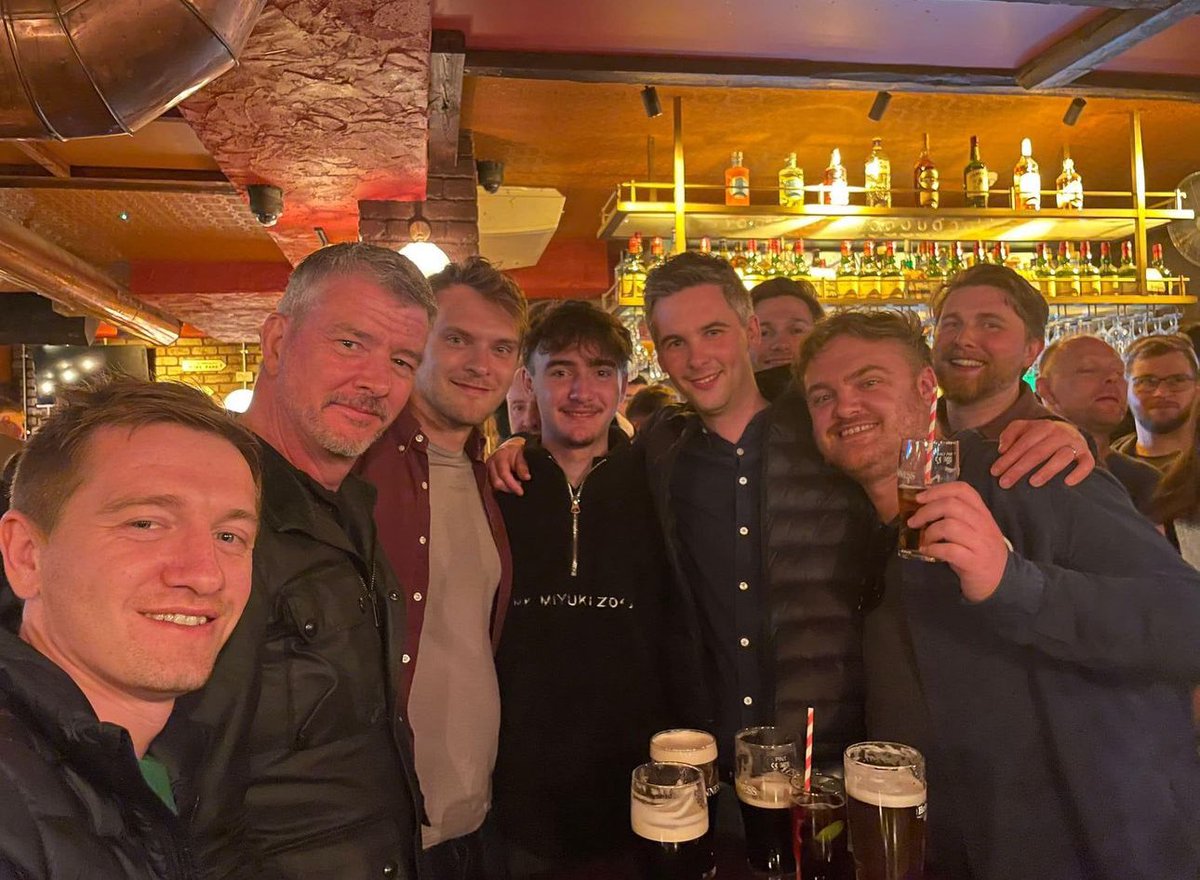 The vibes have been epic this weekend here in The Auld Dubliner, and it isn’t over yet!

Join us for a Sunday Session like no other 🍻

Great photo 📸@mattyp2402 - thank you for stopping by☘️

#theaulddubliner #pub #templebar #dublin #dublinpubs #weekend