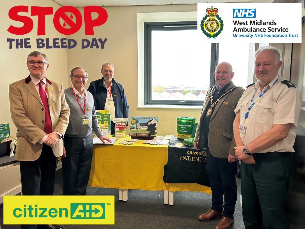 Lots of visitors to yesterday's Stop The Bleed Day including Councillor Bill Gavan, the Mayor of #Sandwell. Thank you to everyone who supported this event.
#StopTheBleed #BePreparedNotScared #citizenAID