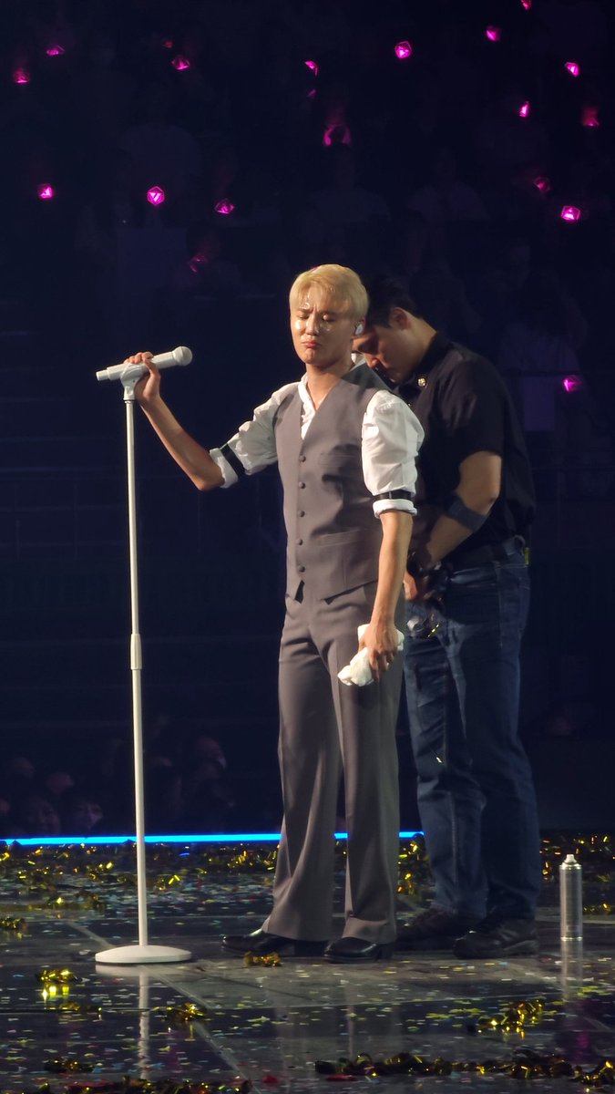 남코코넛을 질투하는 우리들을 흉내내는 김준수