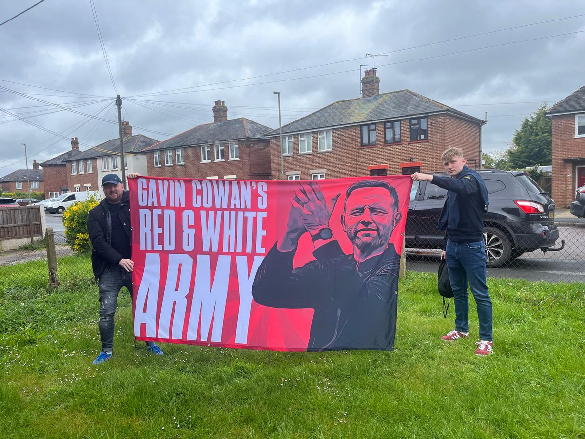 Gavin Cowans Red and White Army @willyepp @SAiston @InTheStiffs come on @BrackleyTownFC