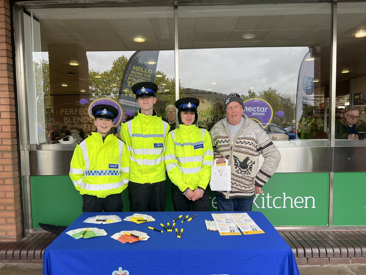 Working with @WYP_Dewsbury cadets have also been delivering their #SafeTea Fraud Prevention project, encouraging local communities to take time have a cup of Tea whilst taking time to prevent becoming a victim of fraud