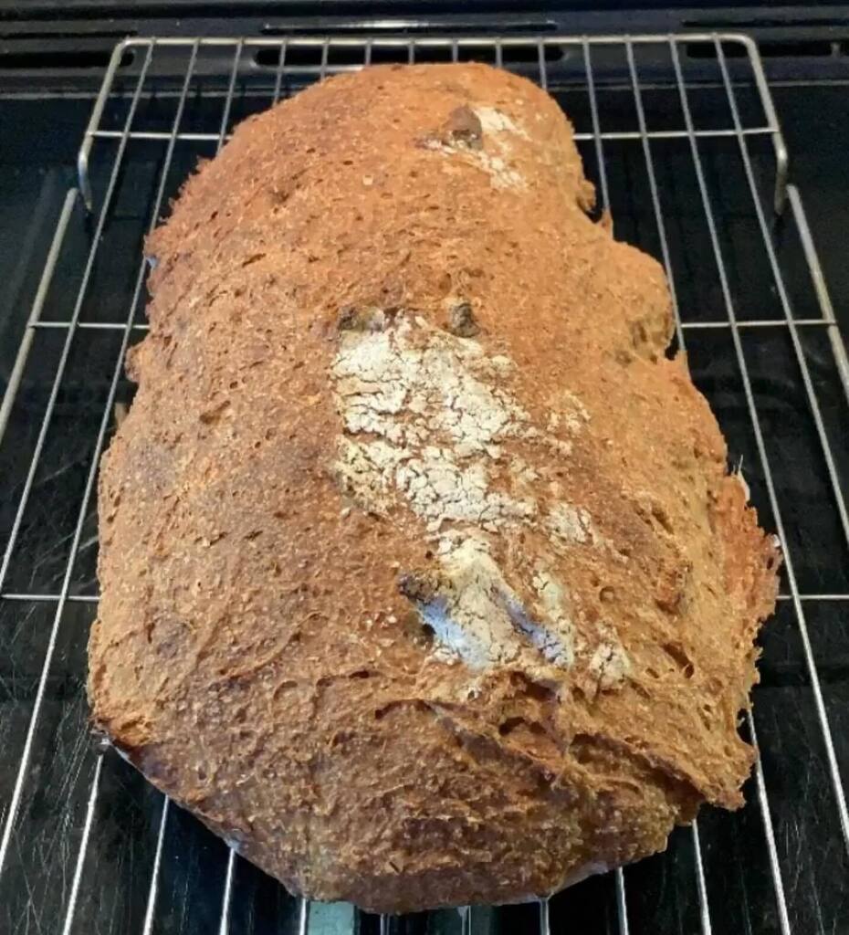 nibsuk's tweet photo. My sourdough has come on a bit since I started baking four years ago!
#sourdough #homebaking #levain
#sourdoughbaking #wildyeast #realbread #naturallyleavened #breadbaking #breadbosses #sourdoughbread #sourdough_mania #sourdoughclub #crumbshot #flourwa… https://t.co/3kOezWFHjl https://t.co/vnmuONO2Ev