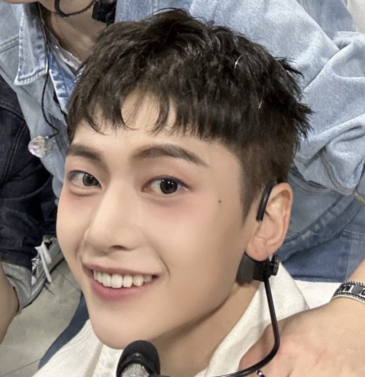 hyunjuncat tweet picture