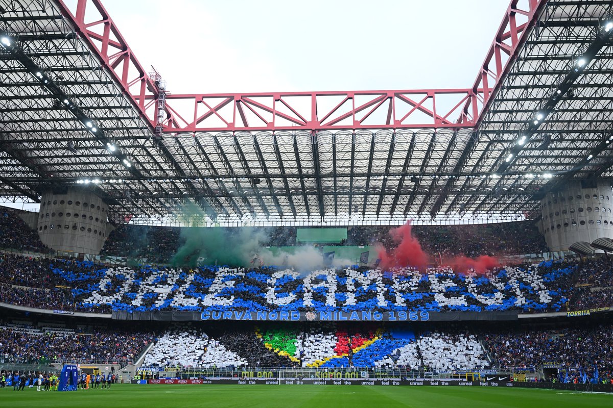 Today's tifo 📸🖤💙 #ForzaInter #InterTorino