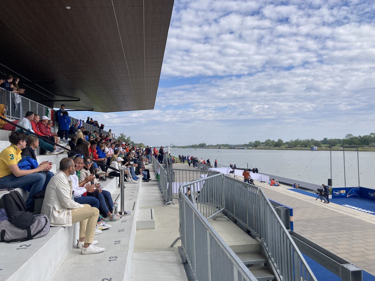 Live from the Rowing Euro Champs on the @BBCSport website from 12:10 - 1:40. All the @BritishRowing medals - and reaction. With @Sarah_Winckless - lots of GB success already today. Listen here: bbc.co.uk/sport/rowing/l…